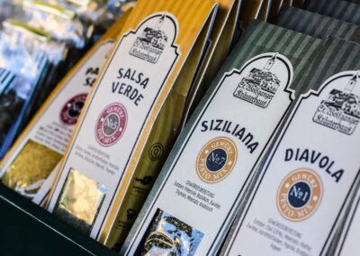 Gewürzmischungen Salsa Verde, Siziliana und Diavola des St. Wolfganger Kräuterhauses